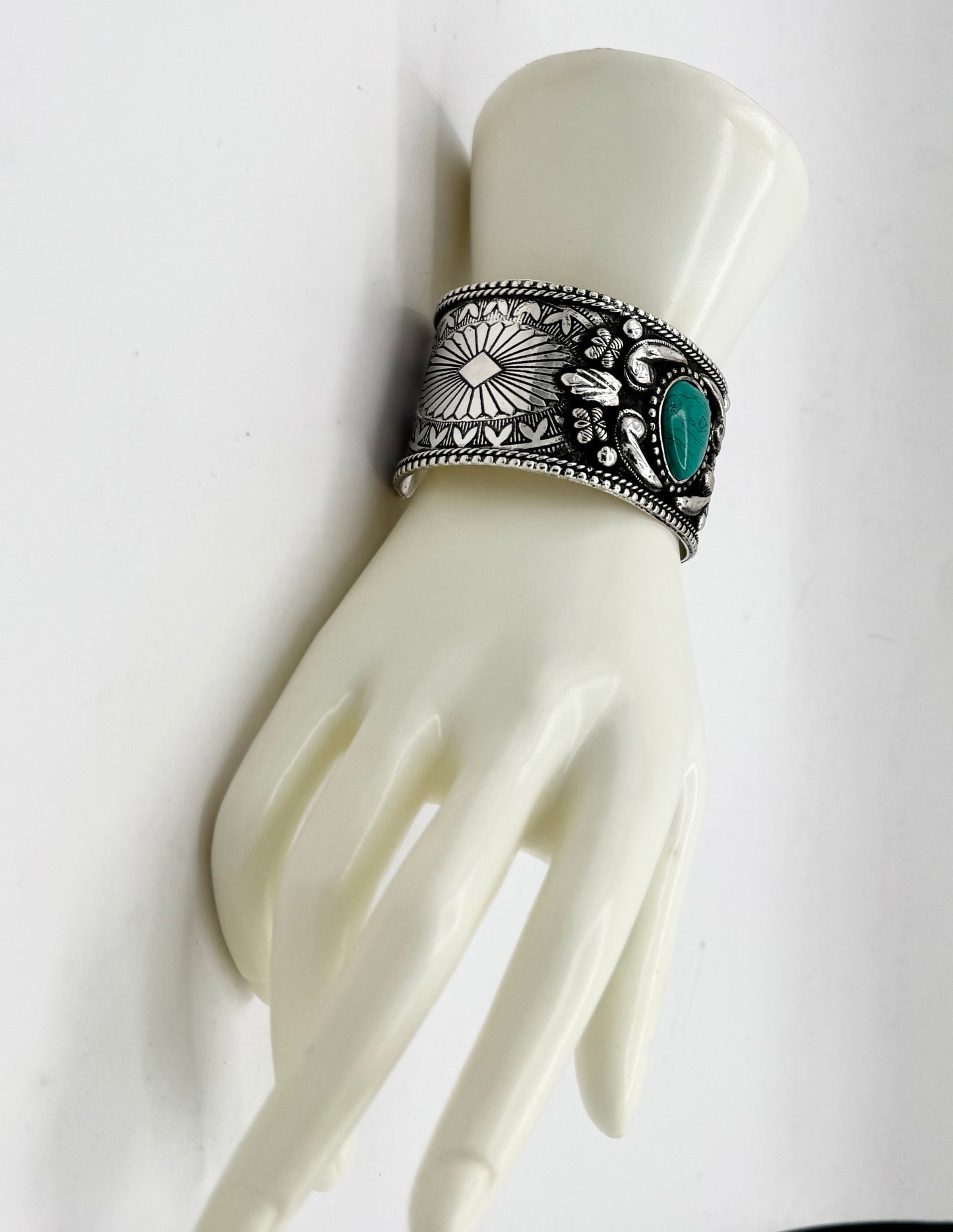Turquoise Wrist Cuff Bracelet